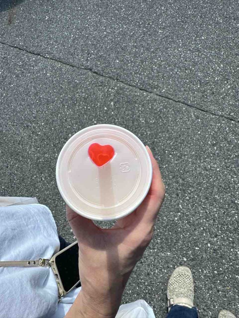 5D85906C-215A-4D4C-B49E-59C2A3DF39A4