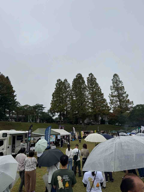 DEF5E5DC-08B5-49E1-8D67-EF565D3FFE41