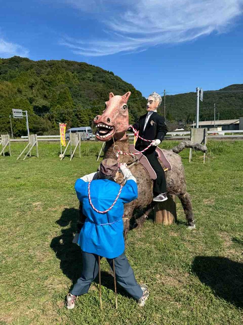 E891F86B-272B-4586-AFEF-95A48FFB28EE