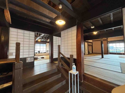 4A813FDE-6FB2-498A-8723-A2824F9D3F48