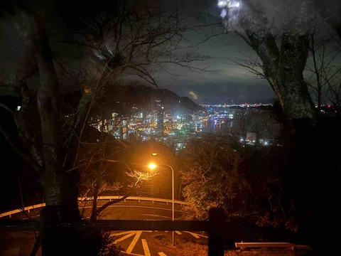 5CF4044D-54AC-4F2A-8291-9F67E5B41839