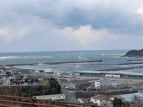 92C75F95-FBDF-475A-9528-574B578E5CB8