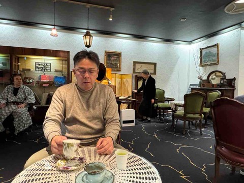 7BEC27AC-C7DF-40FF-BA0F-25B1A41FEE08