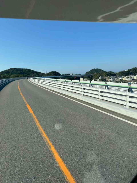 341DD3F3-C8FC-448A-B267-58D5BD51D317