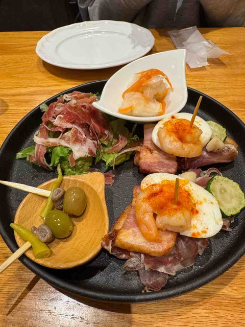 F9172037-4F5A-47D5-8508-B142B153DFE3