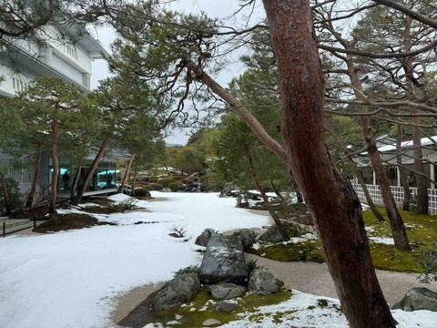 00B9AC11-11E1-44E9-8D39-D469B64D4D41