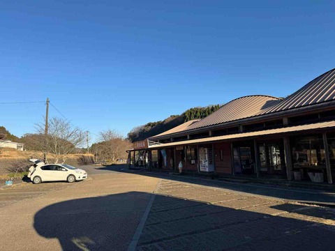 FFB2EA6B-330F-4787-8E80-312B6AB74209