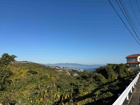 EA4D4FDA-F022-4817-B437-852F80E74A3D