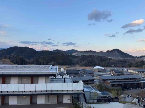 D7566B3F-3711-44A3-A25D-475F0FCB90E2