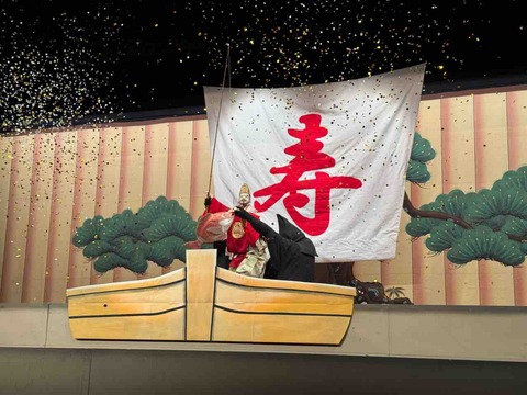 C7C82E35-E0E5-4F83-9055-B2CA8E4C1734