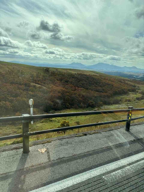 5196C751-CBBD-4F8E-9145-93806B5AB259