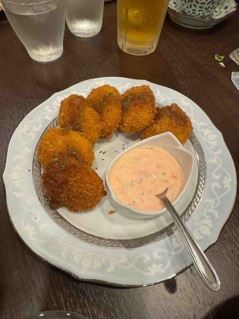 E2308495-DBDD-4CE9-B4ED-7E5D932AF060