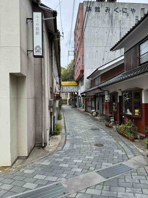 68B31440-0FB0-4D7C-91AC-69F25E6A70A6