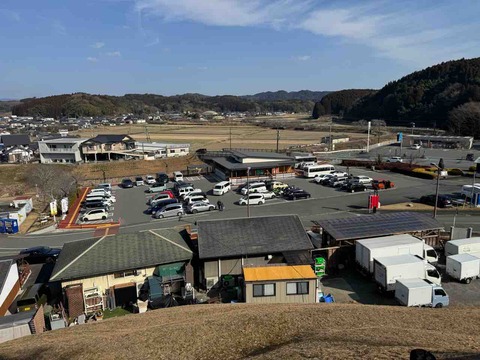 96BC1A61-2F40-4D5B-8EF6-469A5B6B2B0A