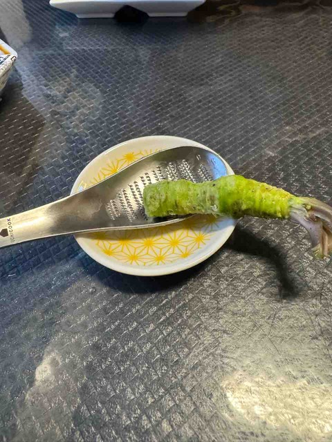 6009AD5B-B389-454D-A7B6-FFC8EA241A10