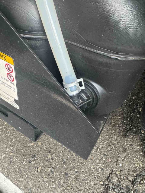 F37F01F2-E74C-4E6A-9AB3-3DD68B91FDB7