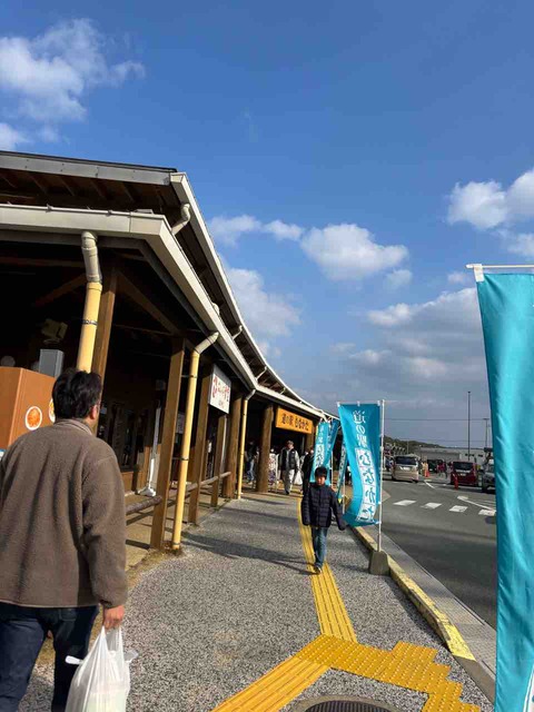 C31EA4FD-6D14-4834-B12F-D43D457B769C