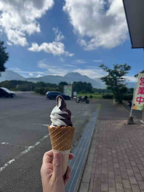 22367E07-8B8B-42A7-ADEA-7853029D3945