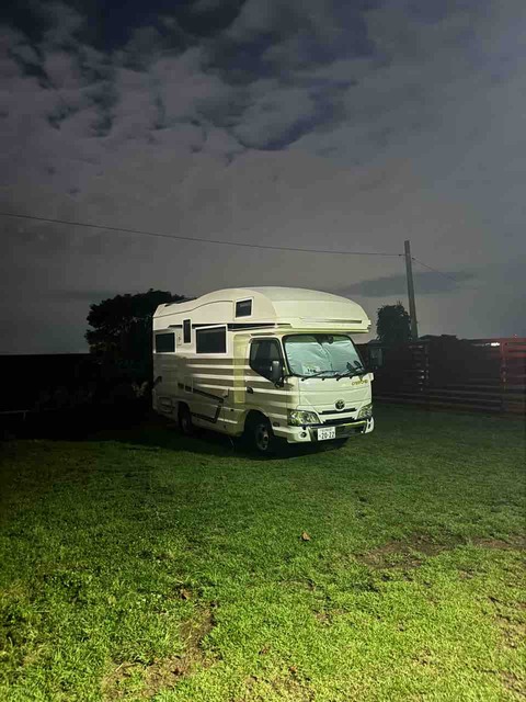 5B087DB5-0CBA-4F6F-B0A1-7AC3AF9C550D