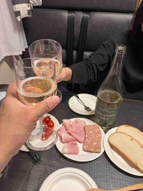 4E620647-0417-41FE-A160-A5427A39A471