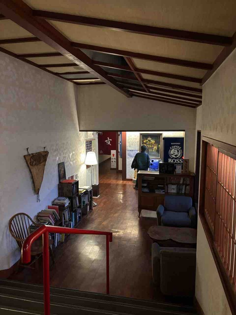 7AEBA174-9B5E-4EA3-AEC4-3657CCDAF422