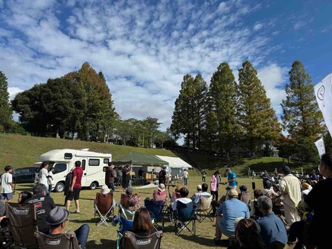 ADDFF613-07F2-4EBE-B7D3-6A53D1AC637A