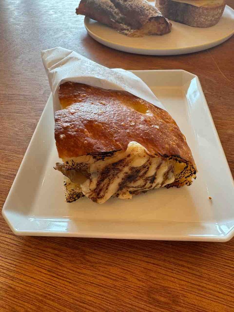 CBEB0628-7F0E-42FD-AEC8-48407BEB4774