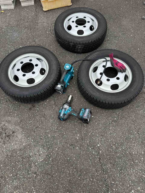 2E889C20-152D-4C26-A55F-3DB9E846E7BC