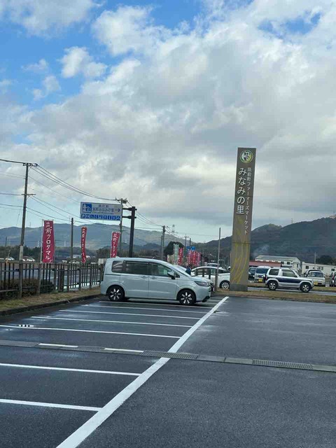 CC1D5A1A-A0F5-4535-94F6-70FE3E076473