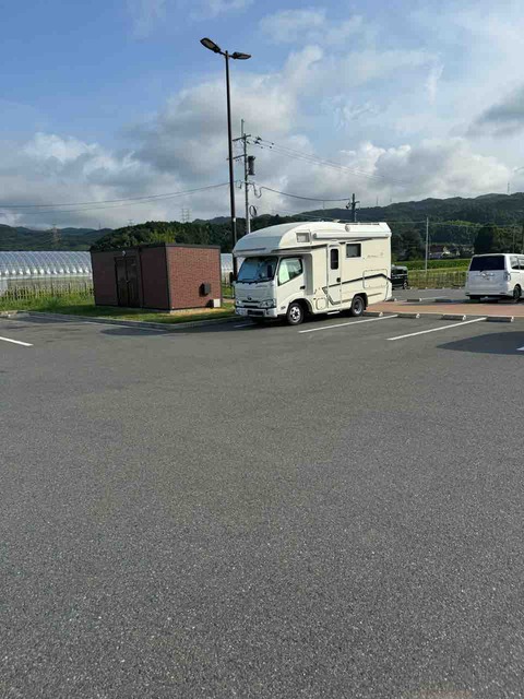 C7C5A9CC-C16B-42D6-8A8C-3E341330785B