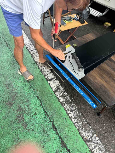 1755FD70-8DD0-4BBF-9A90-DEE85A93E511