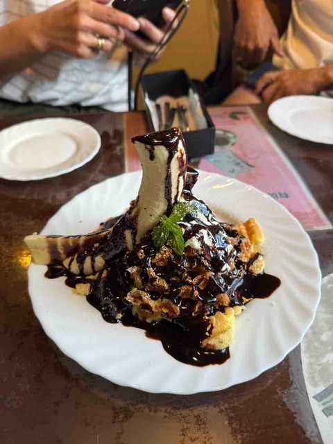 81F44FF0-FE72-4D40-964B-C883956BA744