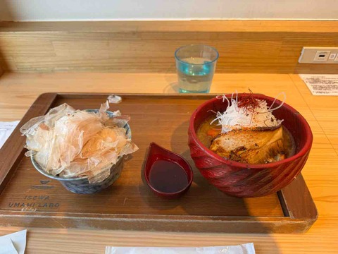 0B1822D8-3E43-4B27-8D59-50011F94D515