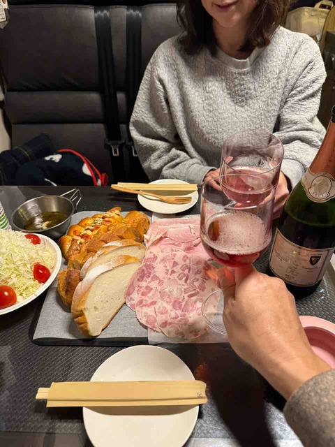 310F2BE7-B25B-4C9B-8D23-CAB7CB12C01E