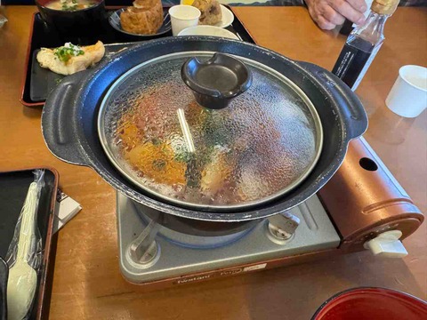 2E3232F4-851A-4C86-A66C-39A8A15C4427