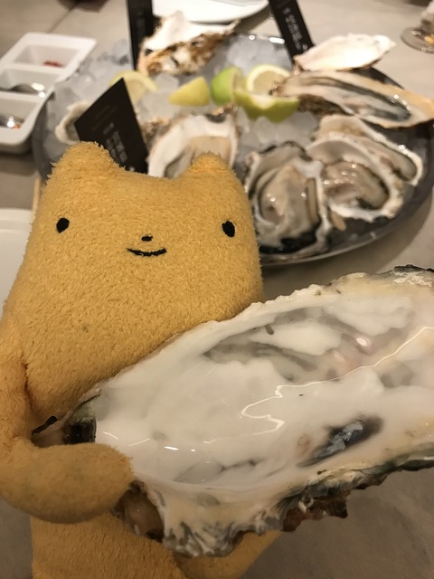 フモフモさん　お散歩ブログ　オイスターバー　牡蠣