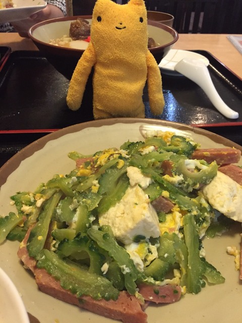 フモフモさん　お散歩ブログ　沖縄の食堂
