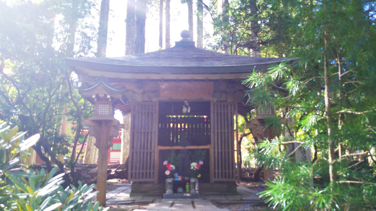 歴史紀行 平安時代編 11 ⑲ 高野山 智泉大徳 廟 日本歴史紀行 歴史紀行 平安時代編 11 ⑲ 高野山 智泉大徳 廟 日本歴史紀行