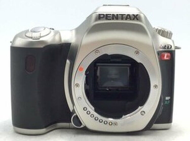 フイルム時代、私が使用した最後のマニュアルカメラ。キャノンT-70