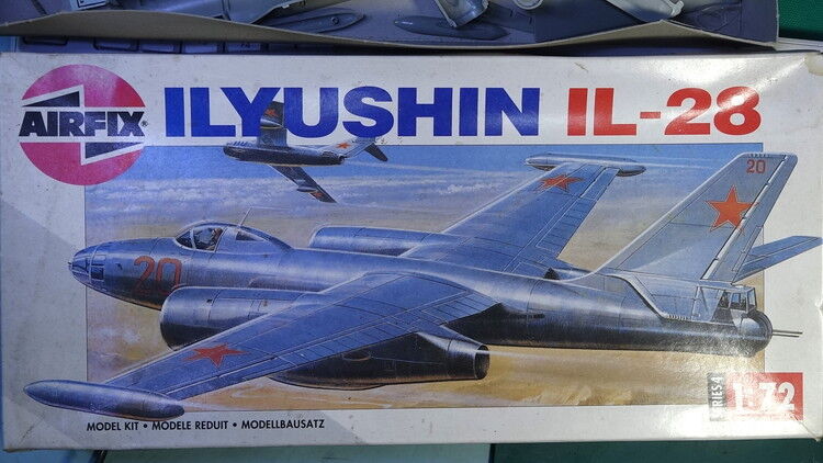 Aモデル 1/72 イリュ―シュン IL-14M Aモデル 1/72 イリュ―シュン