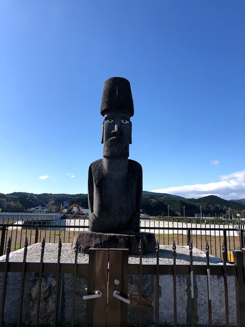 モアイ像