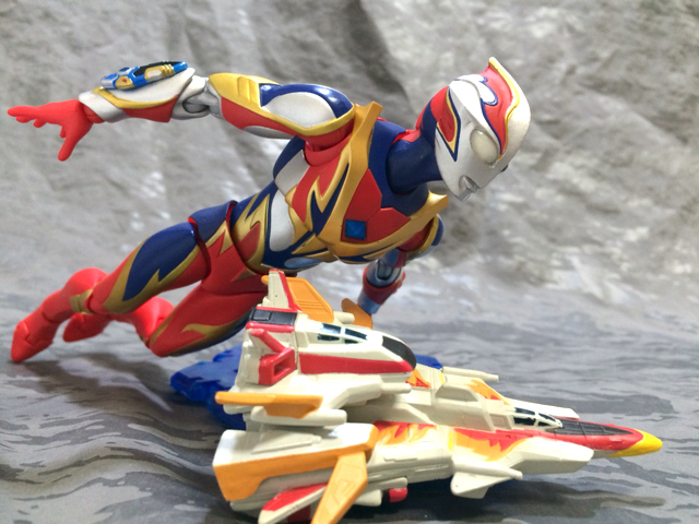 ウルトラマンメビウス　メビウスフェニックスブレイブ　他合計2個　ウルトラアクト ULTRA-ACT ウルトラマンメビウス メビウスフェニックスブレイブ