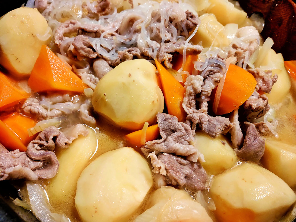 おうちご飯 コク辛やきにくたれde肉じゃが 冷麦チャンプルー 青木葉 Eatful Life