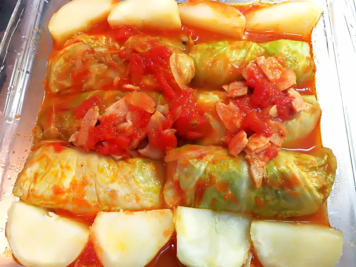 おうちご飯 オーブンで焼くトマトソースロールキャベツ 青木葉 Eatful Life おうちご飯 オーブンで焼くトマトソースロールキャベツ 青木葉 Eatful Life