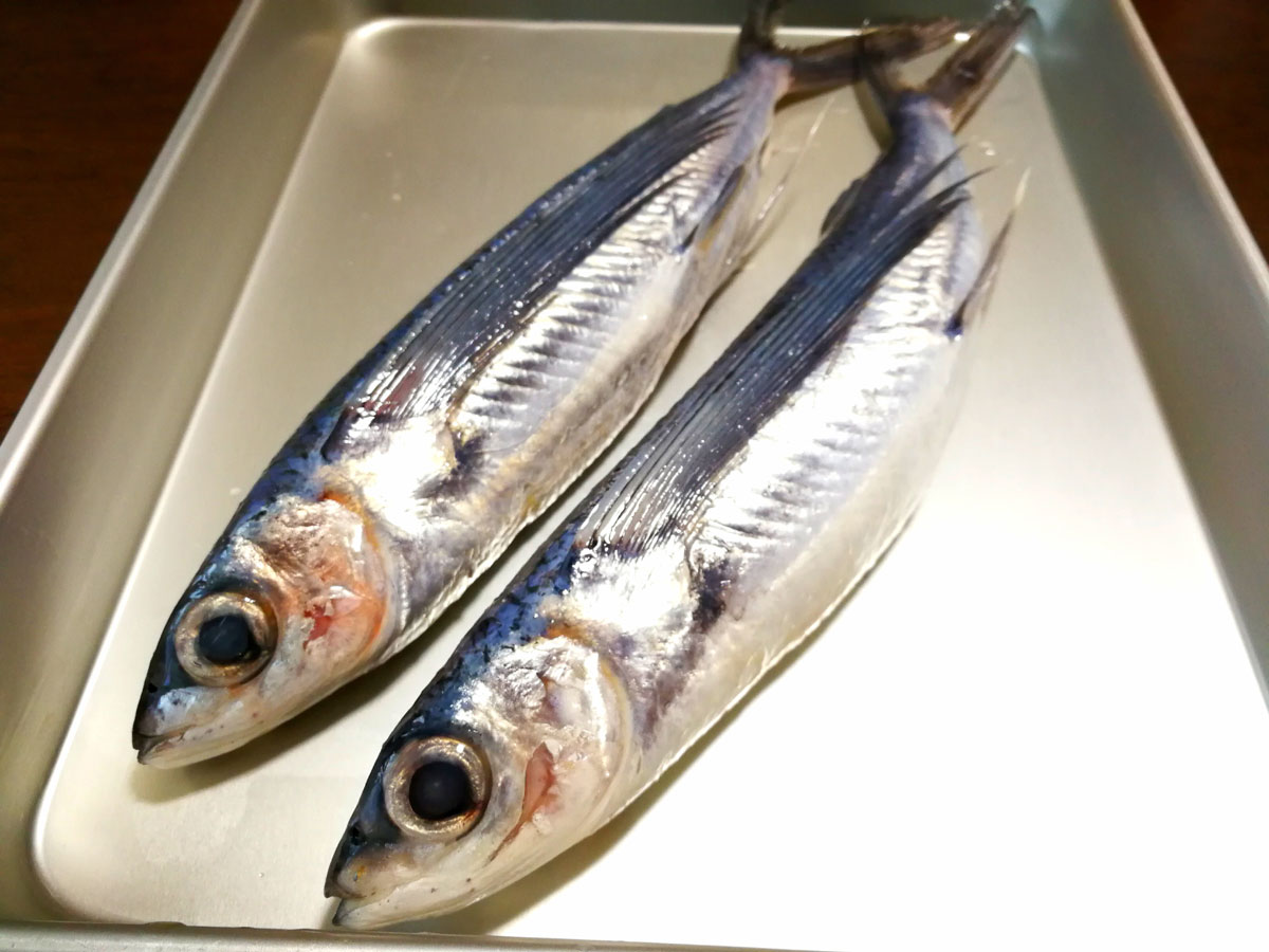 おうちご飯 トビウオの刺身 茄子の煮びたし 青木葉 Eatful Life おうちご飯 トビウオの刺身 茄子の煮びたし 青木葉 Eatful Life