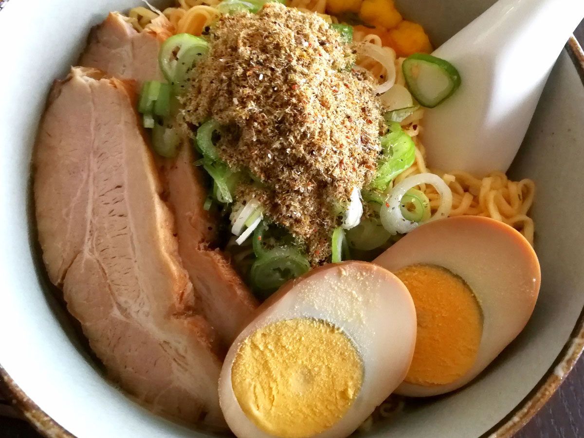 カップラーメン 日清カップヌードル 魚粉 青木葉 Eatful Life カップラーメン 日清カップヌードル 魚粉 青木葉 Eatful Life