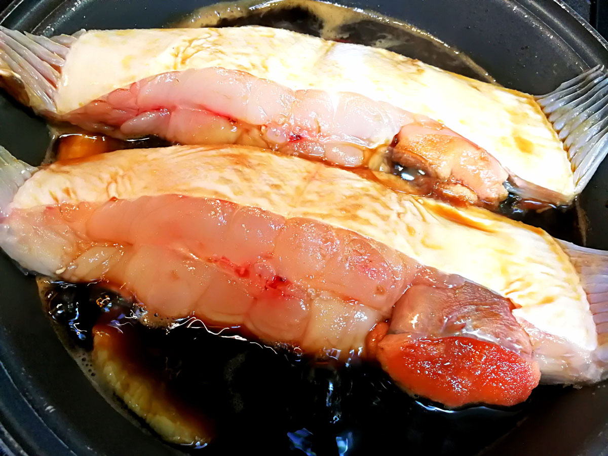 おうちご飯 カジカのコッコちゃん漬け丼 カレイの煮付け 青木葉 Eatful Life おうちご飯 カジカのコッコちゃん漬け丼 カレイの煮付け 青木葉 Eatful Life