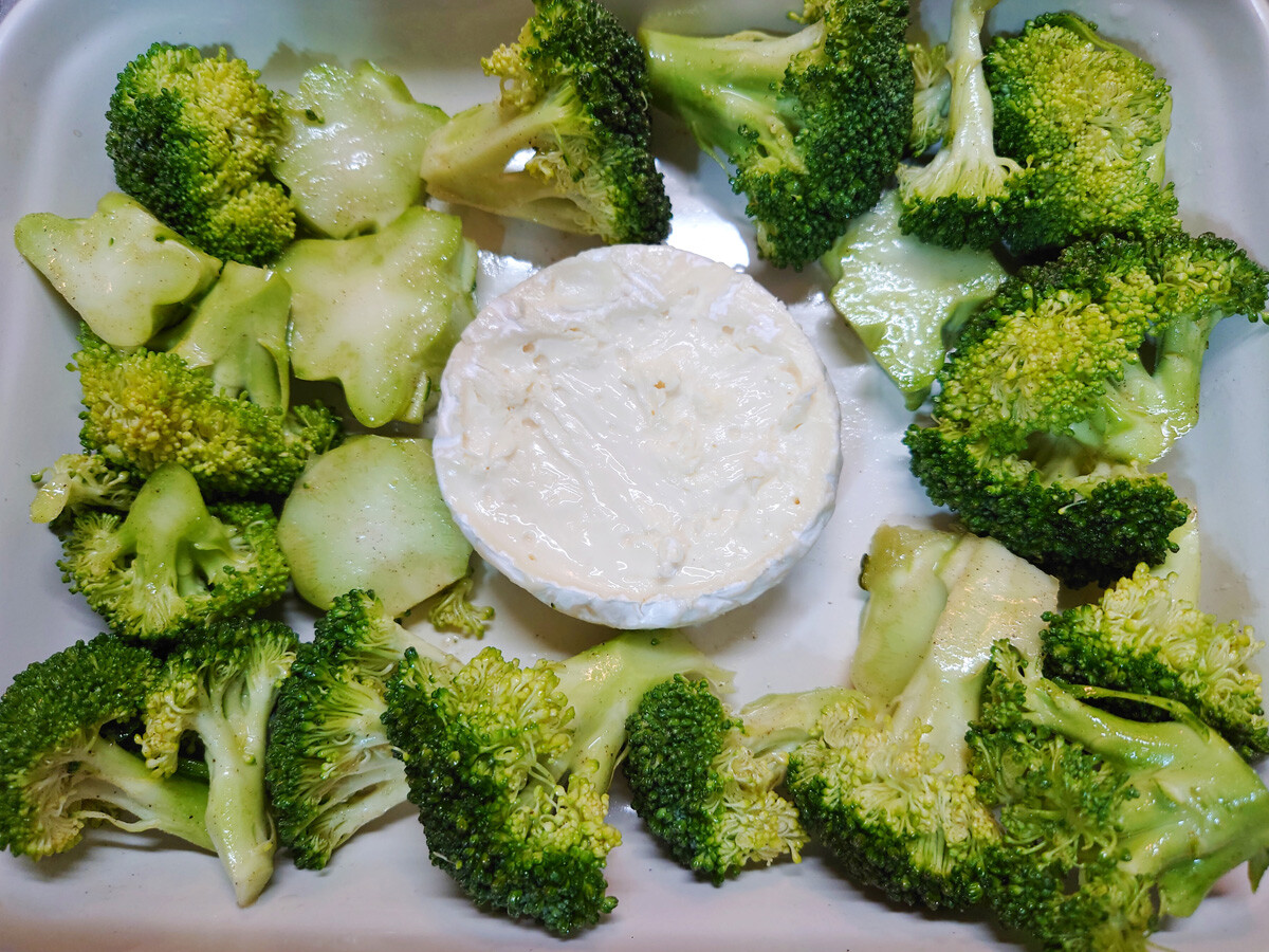 おうちご飯 オートミールde鶏の唐揚げ ブロッコリーとカマンベールのオーブン焼き 青木葉 Eatful Life おうちご飯 オートミールde鶏の唐揚げ ブロッコリーとカマンベールのオーブン焼き 青木葉 Eatful Life