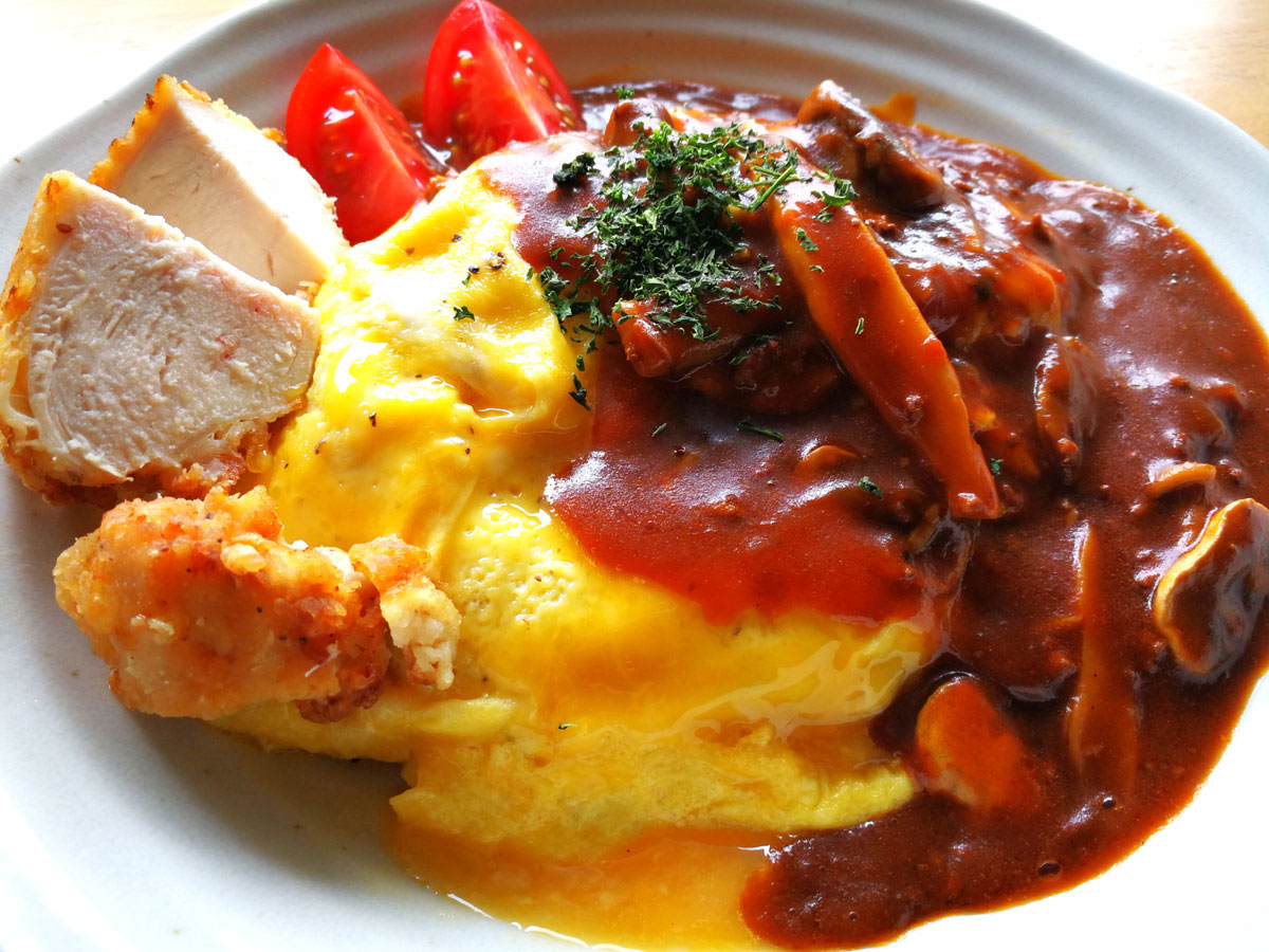 おうちご飯 チキンピラフのオムライス ハヤシソース 青木葉 Eatful Life