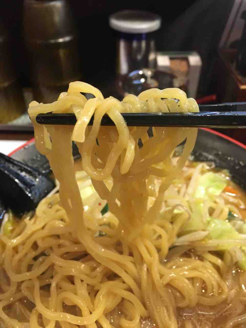 一風変わったスープが魅力 野菜もたっぷり栄養満点みそラーメン いっしーの宮城グルメ日誌